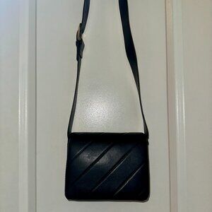 Mango Crossbody Purse